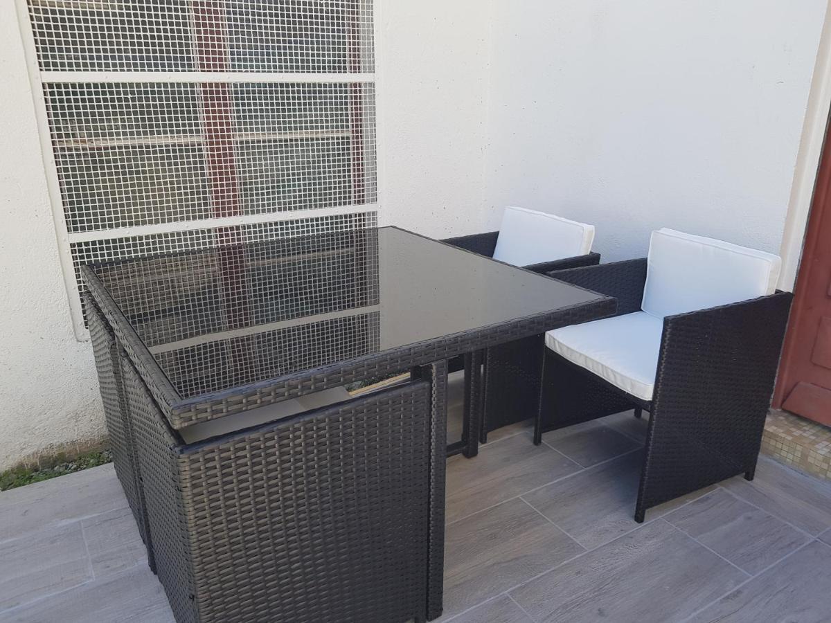 Studio 35M2 Terrasse Et Jardin Quartier Calme Au Centre Ville De Lourdes Ngoại thất bức ảnh